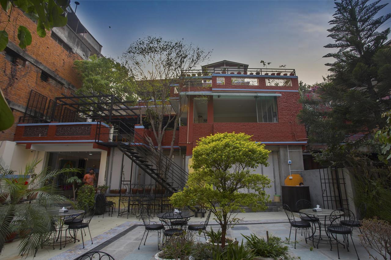 Oyo 131 Hotel Milarepa Kathmandu Exterior foto