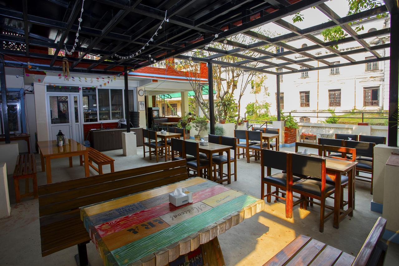 Oyo 131 Hotel Milarepa Kathmandu Exterior foto